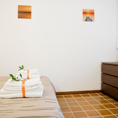 דירות פלרמו Casa Vela Bianca Mondello Addaura מראה חיצוני תמונה
